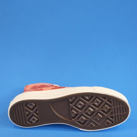 Converse CTAS Hi Lift Tonal Embroidery Women's Platform Sneakers A02233C NWT - Picture 4 of 6